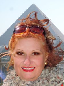 Rhonnda Fritz at pyramids